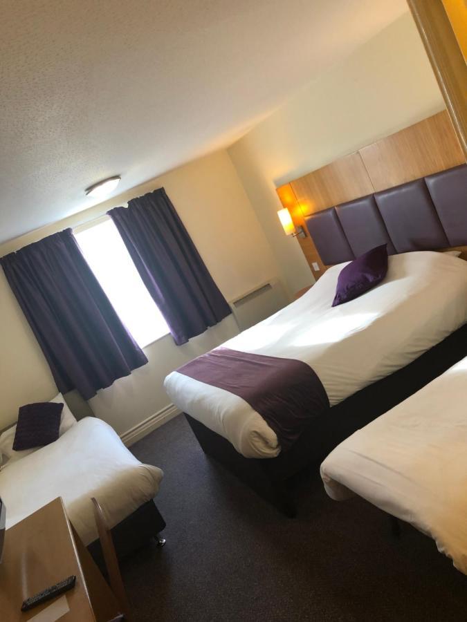 Purple Roomz South