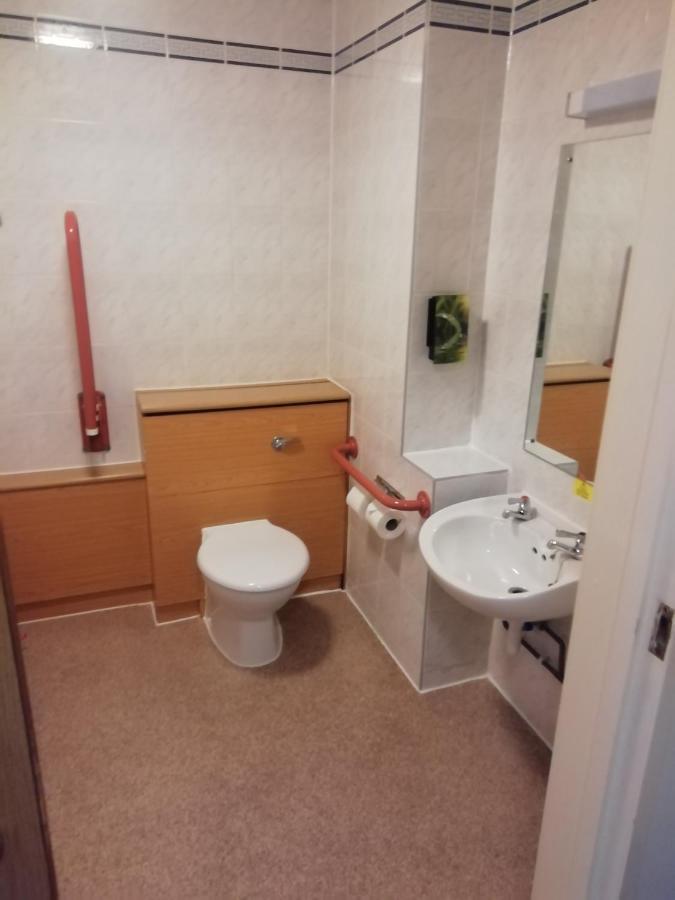 Отель Purple Roomz South 3*