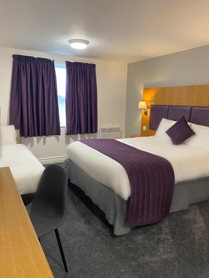 Purple Roomz South 3* Престон