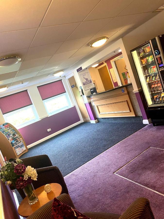 Purple Roomz South Престон